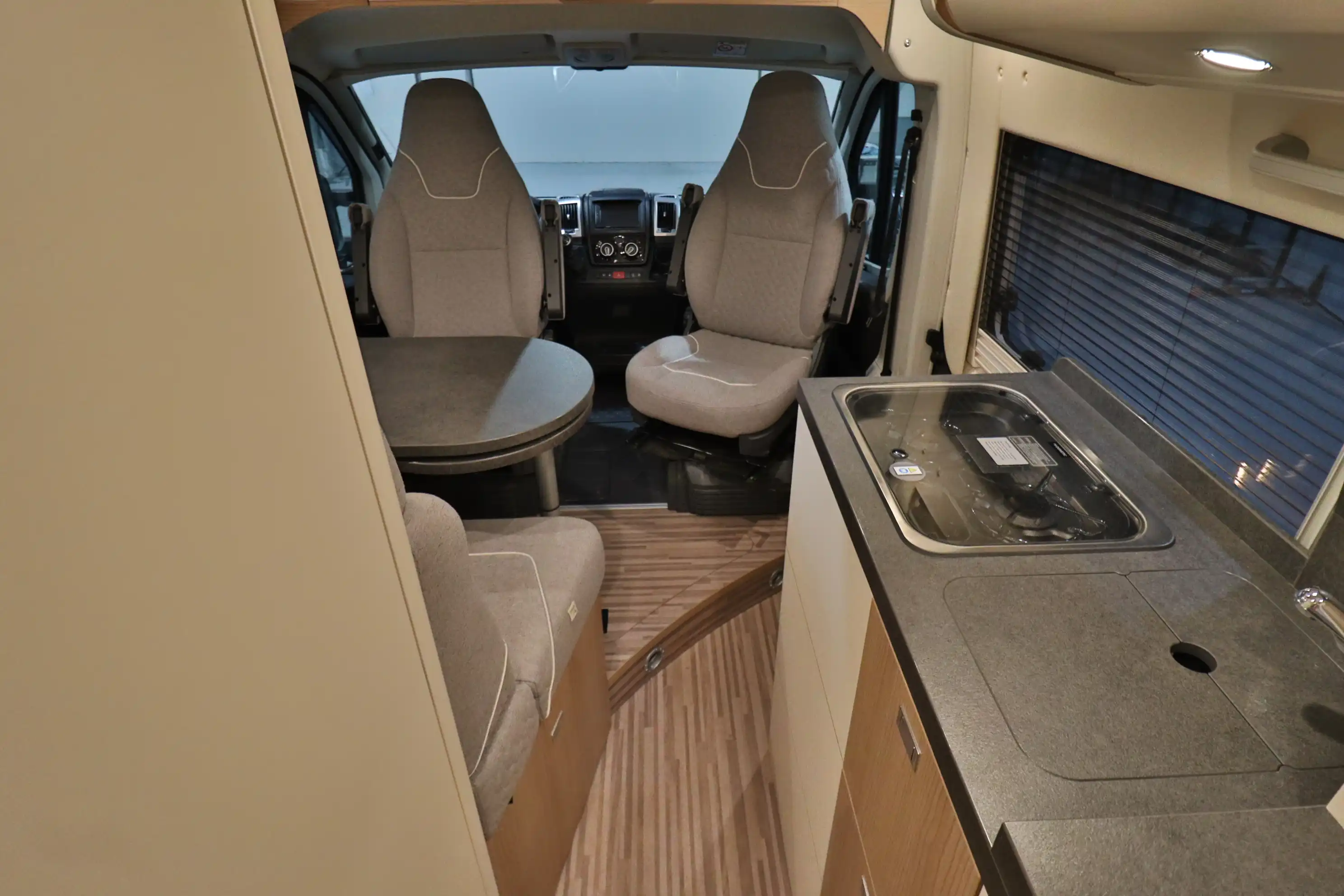 CARTHAGO Malibu Van 640 LE First Class